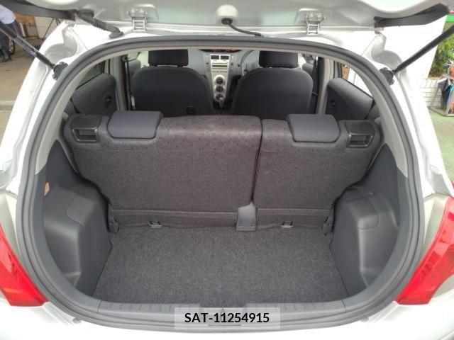 Toyota VITZ 2010-07 353048-24