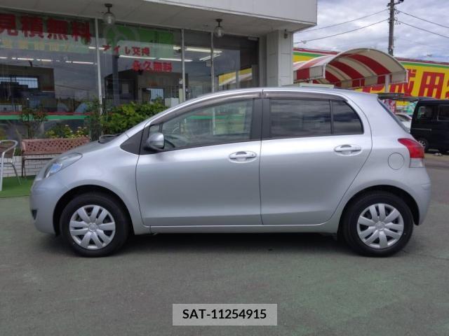 Toyota VITZ 2010-07 353048-11