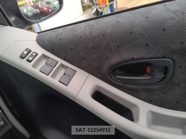 Toyota VITZ 2010-07 353048-19