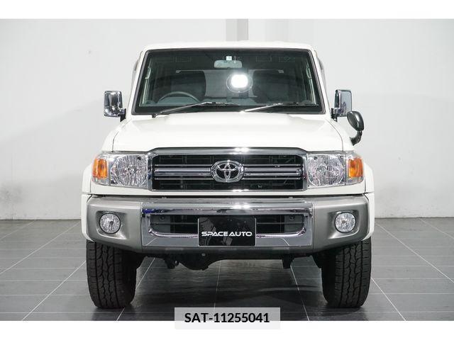 Toyota LAND CRUISER 2015-06 373203-2