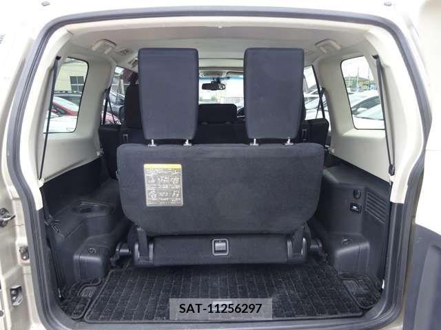 Mitsubishi PAJERO 2016-06 281153-9
