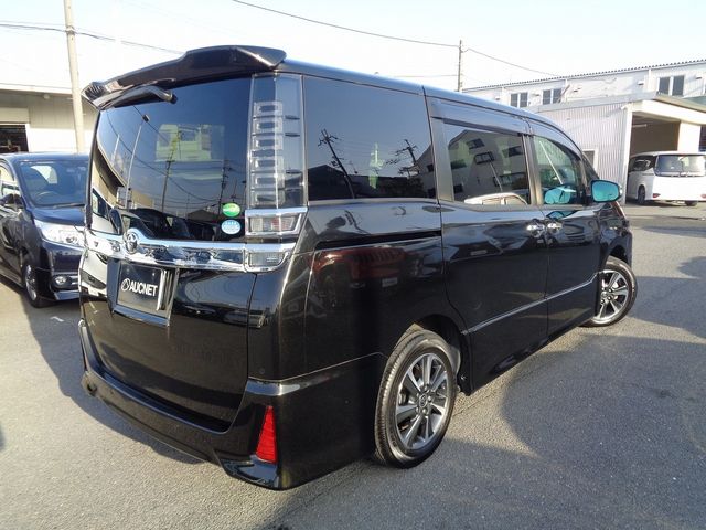 Toyota VOXY 2019-06 16760-2