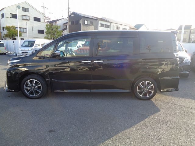Toyota VOXY 2019-06 16760-28
