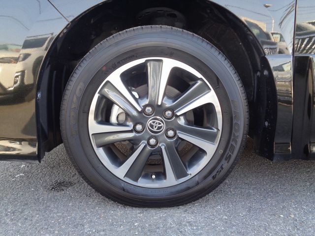Toyota VOXY 2019-06 16760-29