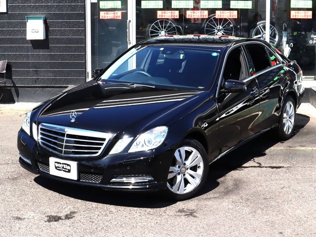 Mercedes Benz E-CLASS 2012-01 16087-1