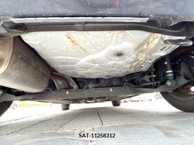 Nissan CUBE 2013-10 327551-18