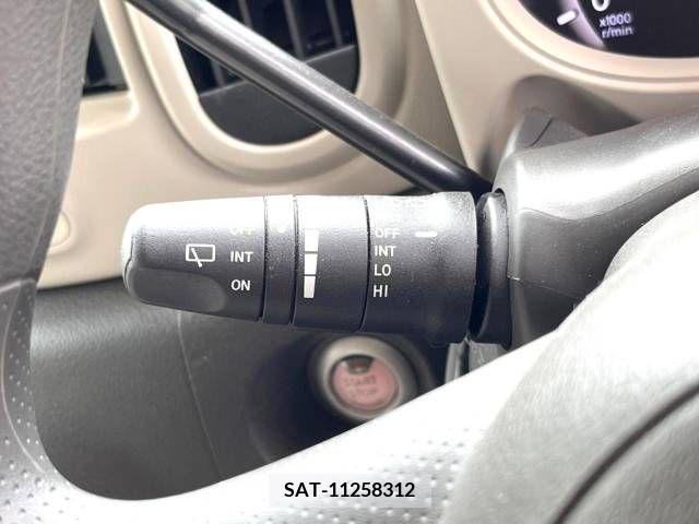 Nissan CUBE 2013-10 327551-19