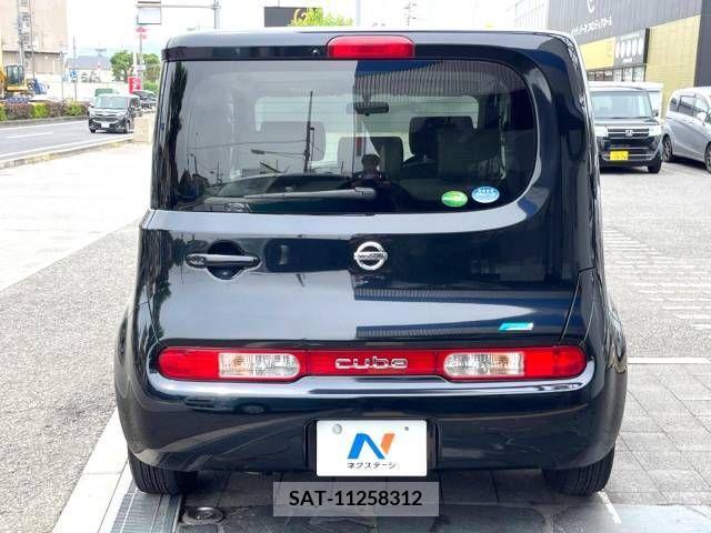 Nissan CUBE 2013-10 327551-12