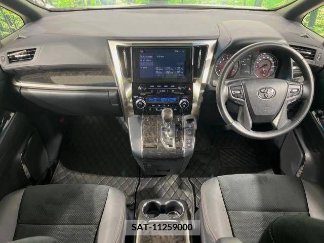 Toyota VELLFIRE 2021-07 288044-1