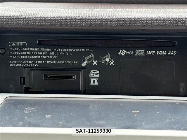 Toyota SPADE 2013-09 384146-5