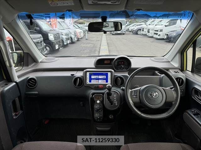 Toyota SPADE 2013-09 384146-1