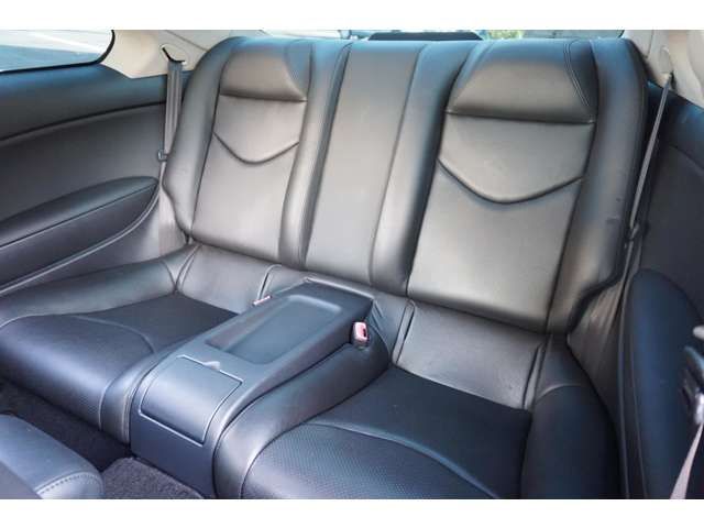 Nissan SKYLINE COUPE 2008-07 8213-18