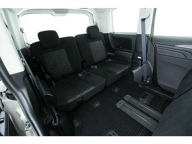 Mitsubishi DELICA D5 2021-08 19067-7