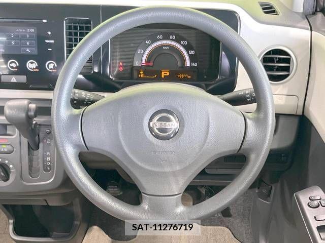 Nissan MOCO 2013-05 324581-11