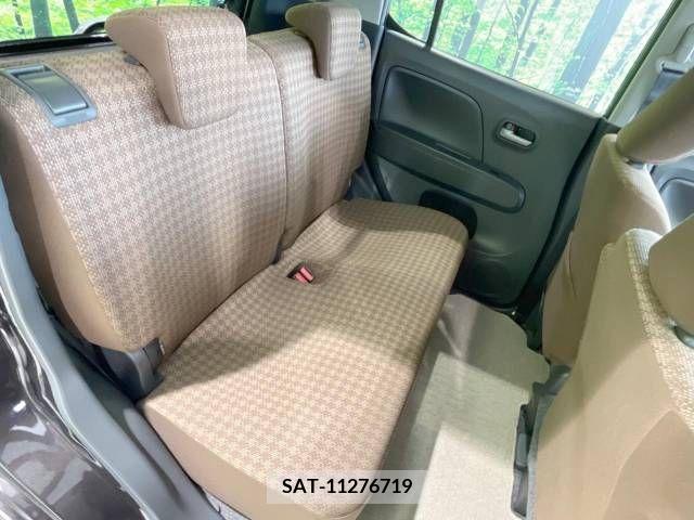 Nissan MOCO 2013-05 324581-9