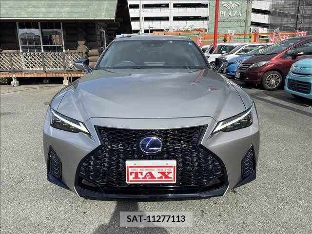 Lexus IS 2020-12 210753-16