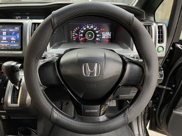 Honda e 2010-06 21715-9