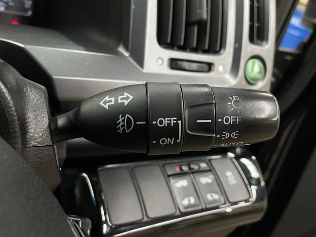 Honda e 2010-06 21715-12