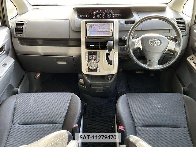 Toyota VOXY 2009-07 352078-1