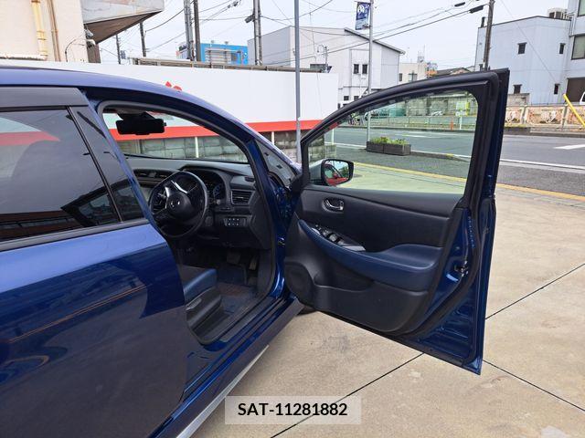 Nissan LEAF 2019-10 324795-3