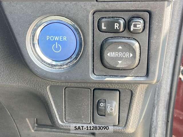 Toyota COROLLA AXIO 2014-06 234214-16