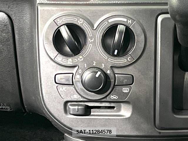 Suzuki ALTO 2019-04 259532-4