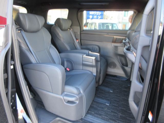 Toyota ALPHARD 2023-08 191624-11