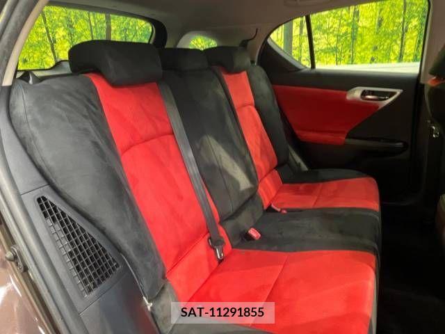 Lexus CT 2011-06 275102-9