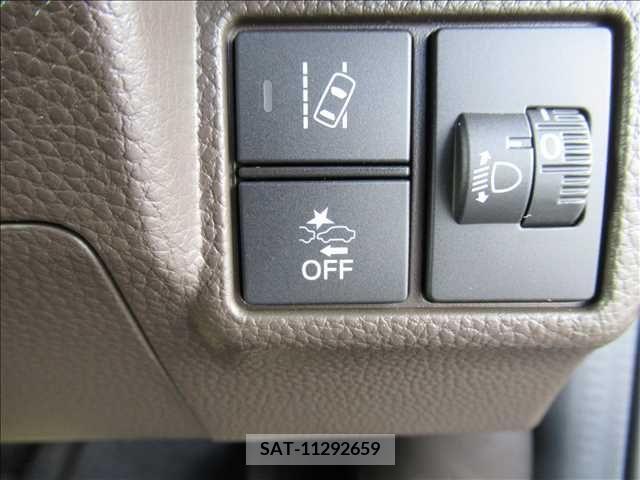 Honda N BOX 2022-08 278700-9