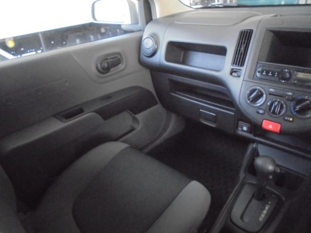 Mazda FAMILIA VAN 2018-03 4847-22