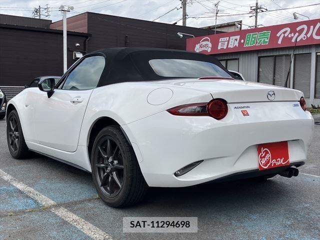 Mazda ROADSTER 2015-09 351249-16