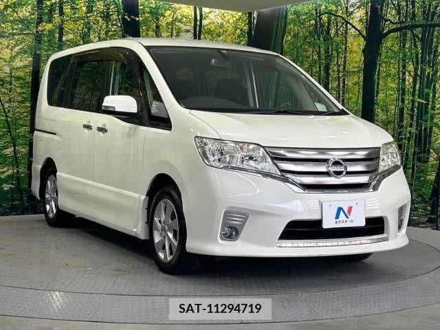 Nissan SERENA 2011-08 350863-17