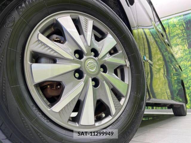 Nissan SERENA 2018-03 367671-14