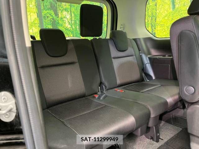 Nissan SERENA 2018-03 367671-10