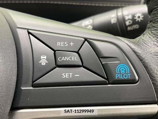 Nissan SERENA 2018-03 367671-6