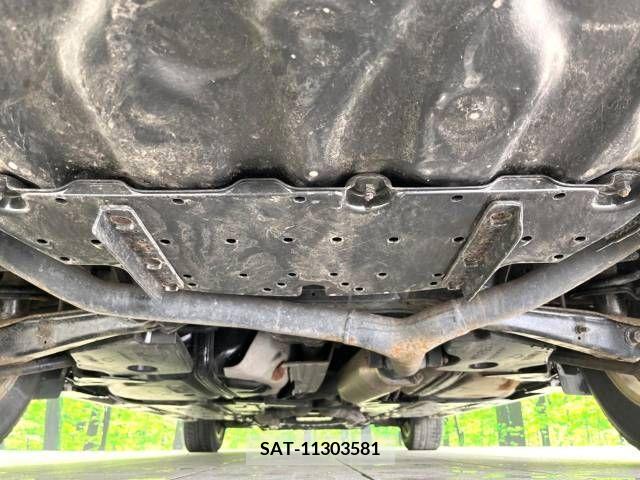 Toyota MARK X 2010-03 304426-19