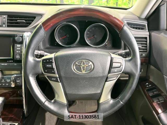 Toyota MARK X 2010-03 304426-11