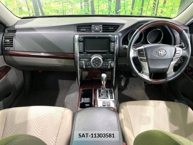 Toyota MARK X 2010-03 304426-1