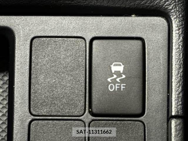 Toyota VITZ 2017-12 348482-24