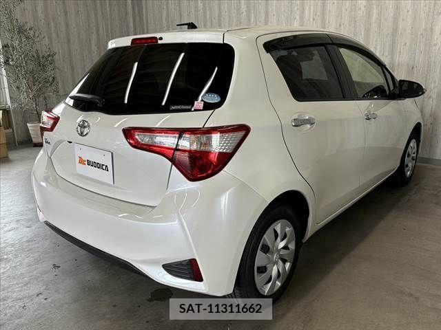 Toyota VITZ 2017-12 348482-14