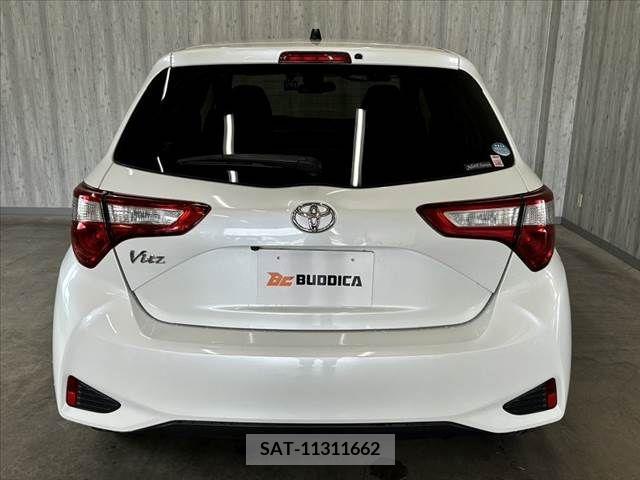 Toyota VITZ 2017-12 348482-13