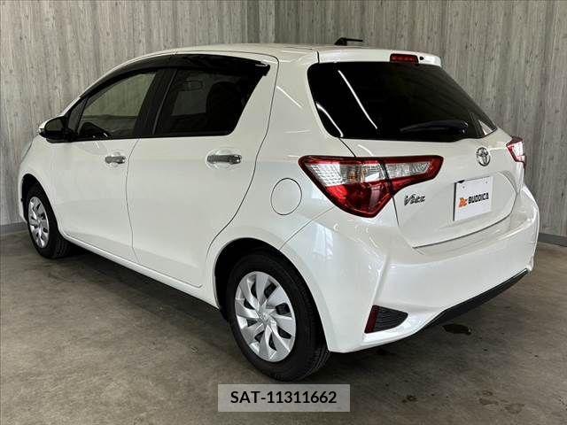 Toyota VITZ 2017-12 348482-12