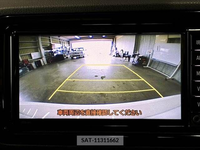Toyota VITZ 2017-12 348482-3