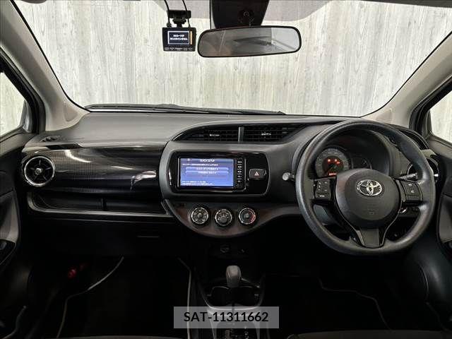 Toyota VITZ 2017-12 348482-1