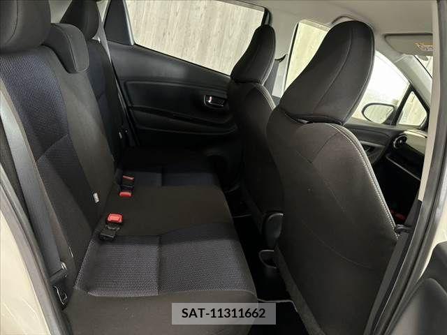 Toyota VITZ 2017-12 348482-16