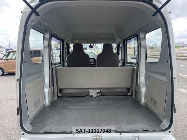 Suzuki EVERY 2019-05 325436-13