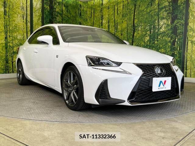 Lexus IS 2017-12 275497-16