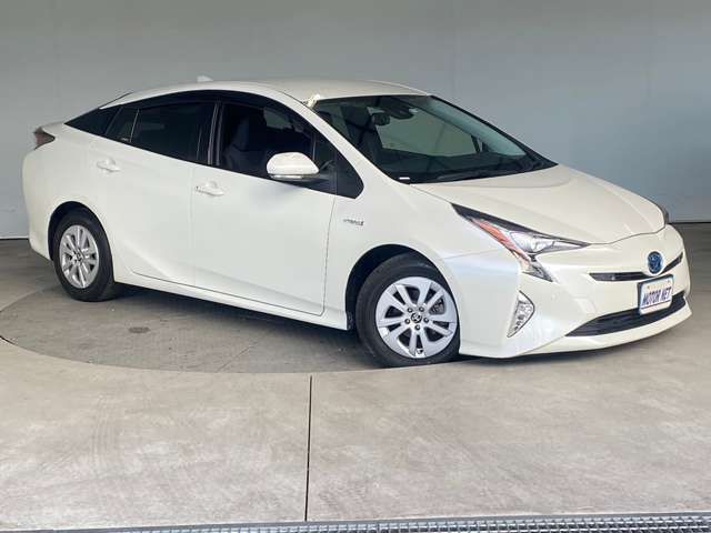 Toyota PRIUS 2016-09 190614-7