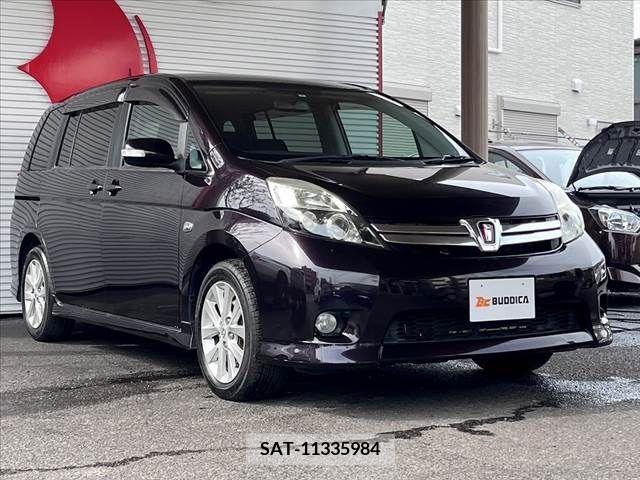 Toyota ISIS 2011-09 256569-8