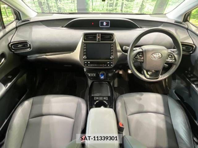 Toyota PRIUS 2021-08 220995-1